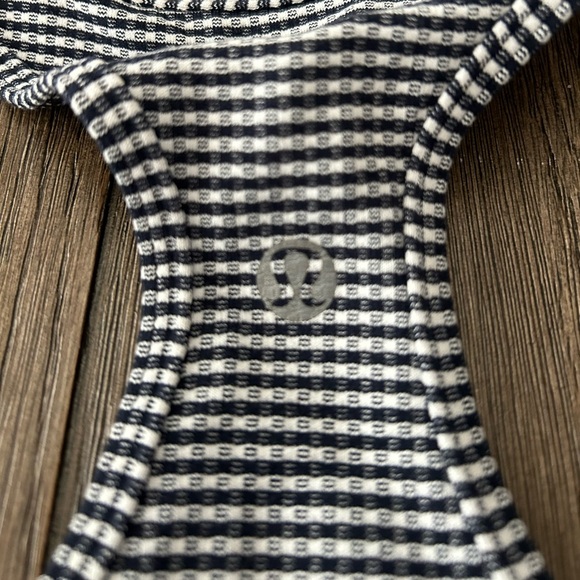 Lululemon Cool Racerback Gingham Racerback Lyon Tank Top. Black/White Size 8 - Picture 9 of 9